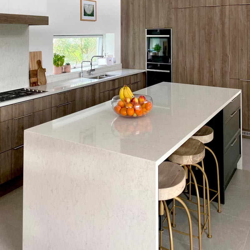 Plan de travail en Quartz Silestone Snowy ibiza
